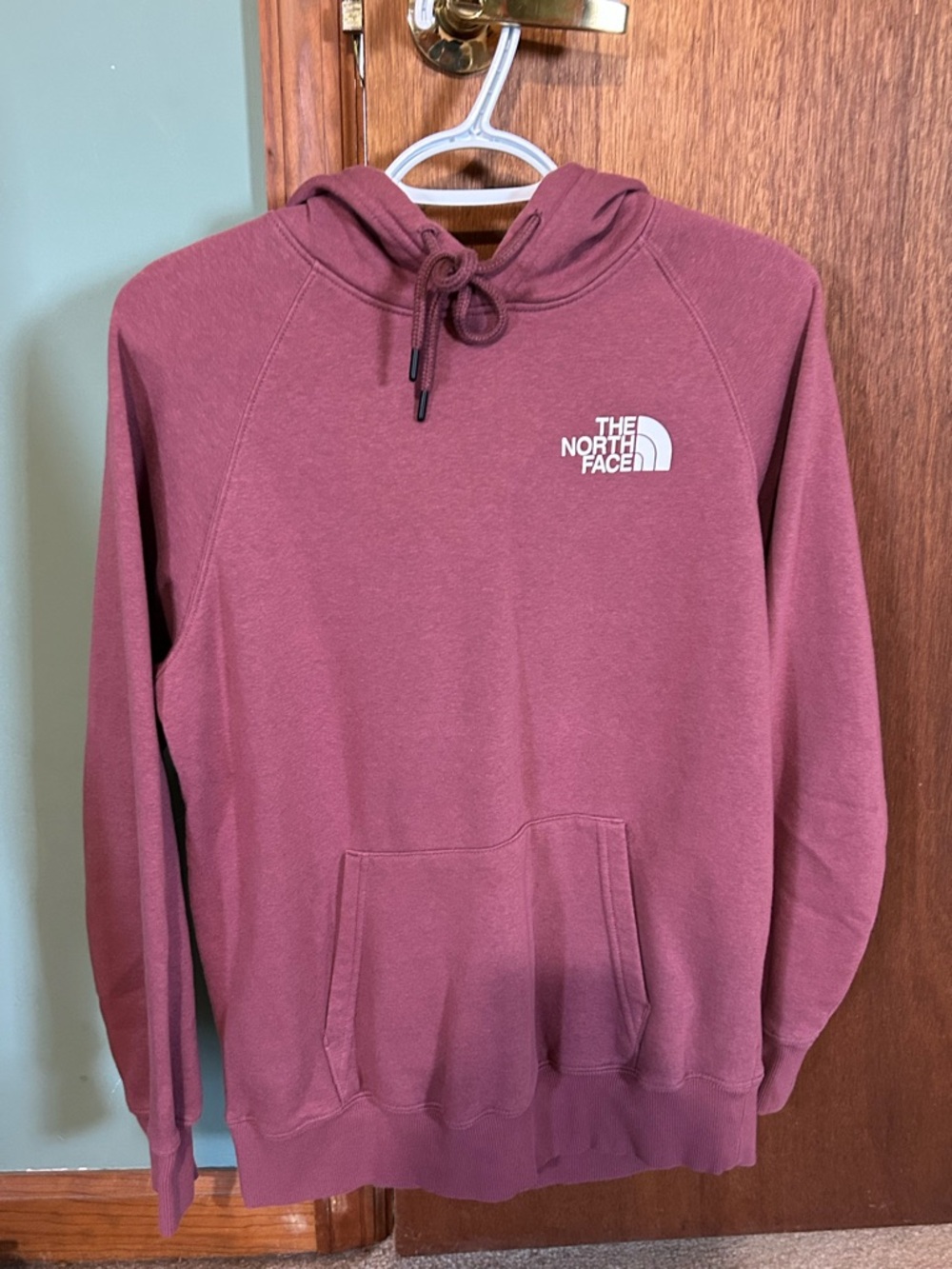 The North Face Women’s Maroon Hooded Sweatshirt